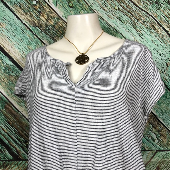 B5 - Lucky Brand Stripe Button Tie Front Shirt - Med - Picture 2 of 6